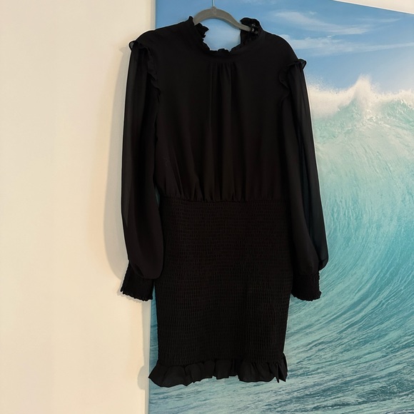 Black smocked dress - Picture 6 of 10